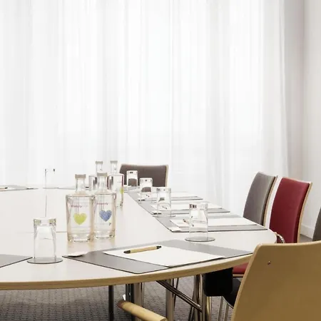 Intercityhotel Hotel 4*
