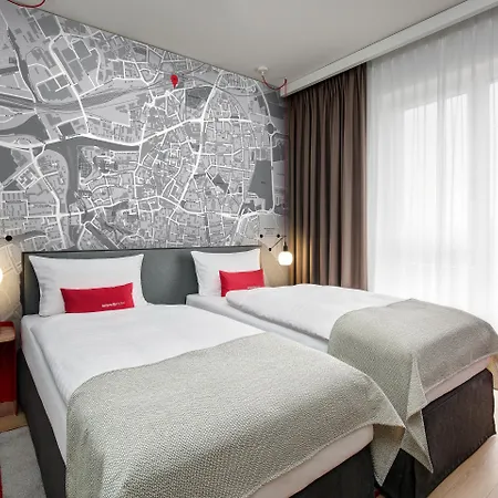 Intercityhotel Hotel 4*
