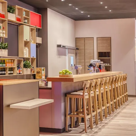 Intercityhotel Hotel 4*