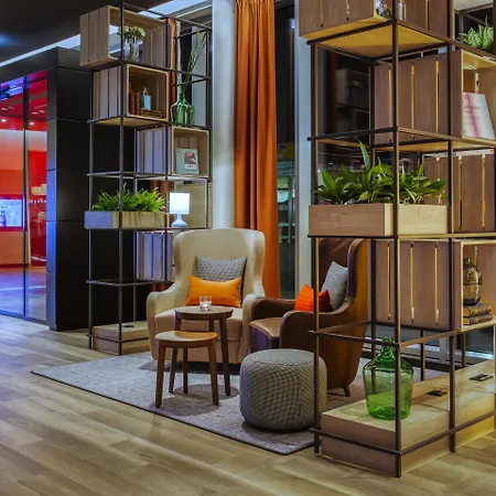 Intercityhotel 4*