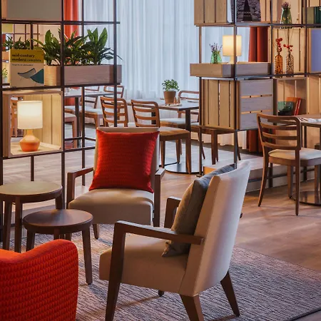 Intercityhotel Hotel 4*