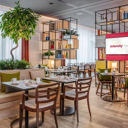 Intercityhotel 호텔 힐데스하임