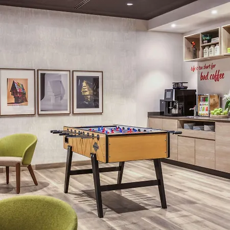 Intercityhotel 4*