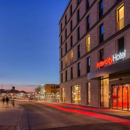 Intercityhotel ホテル 4*
