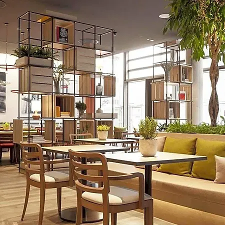 Hotel Intercityhotel 4*