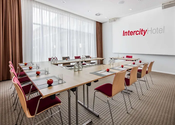 Intercityhotel 4*